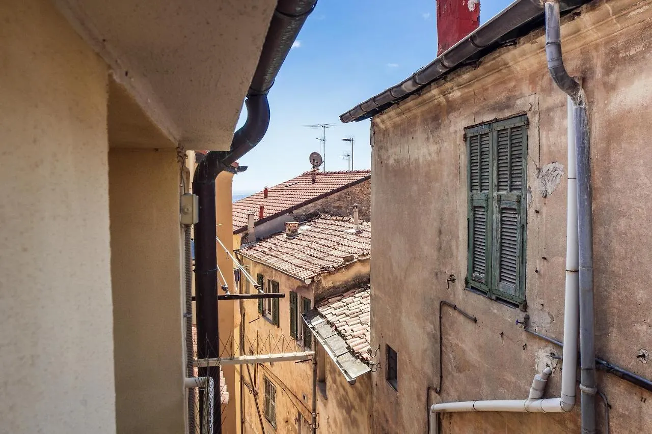 Costiglioli Central & Elegant Duplex Sanremo 0*,